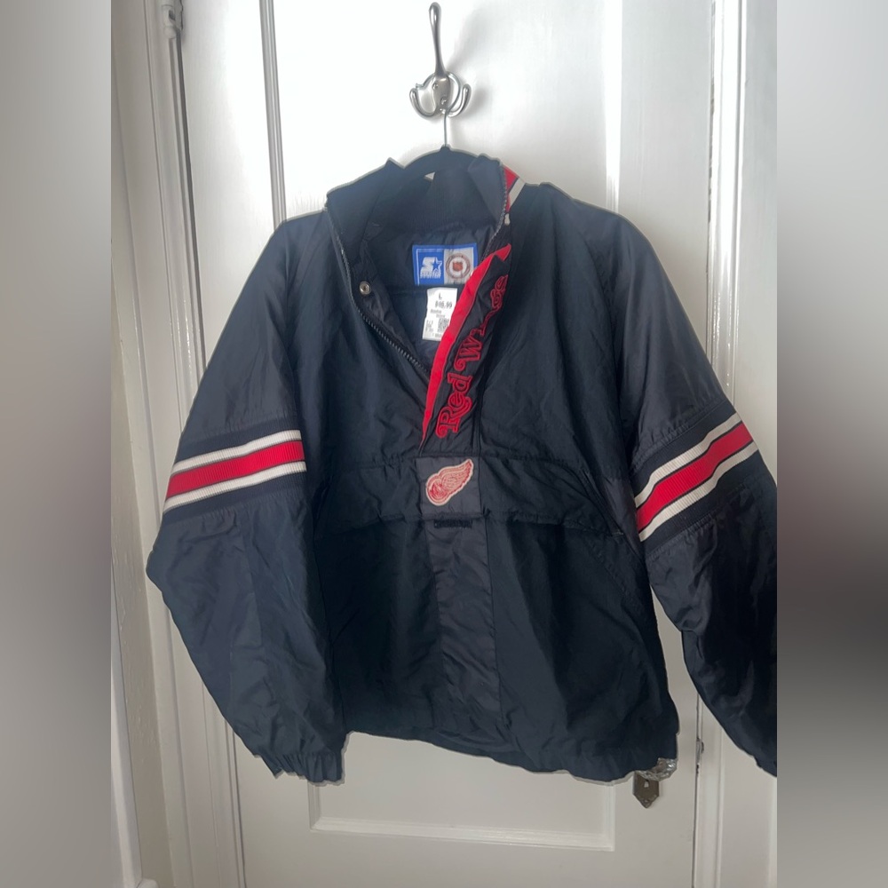 STARTER black and Red Puffer Jacket